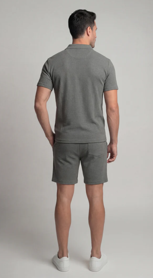 Elegante conjunto de polo
