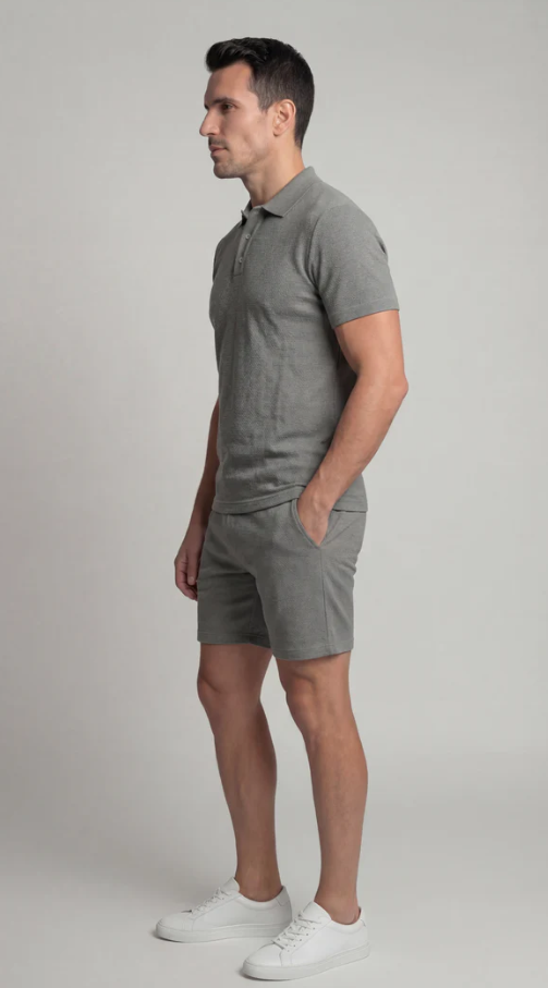 Elegante conjunto de polo