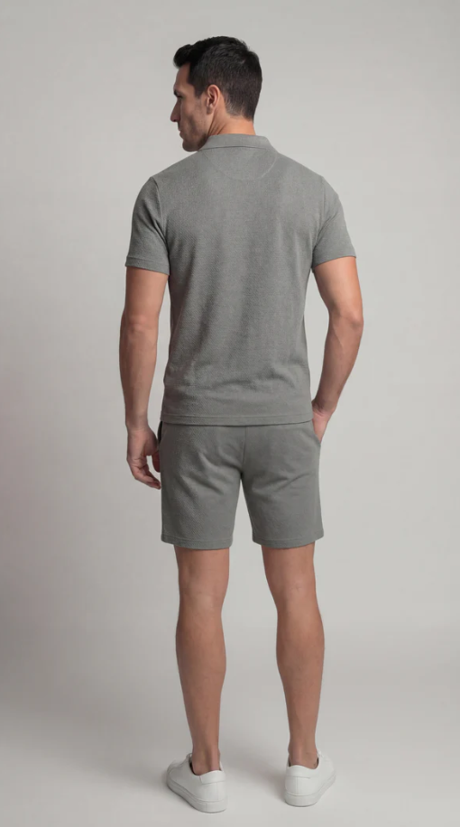 Elegante conjunto de polo